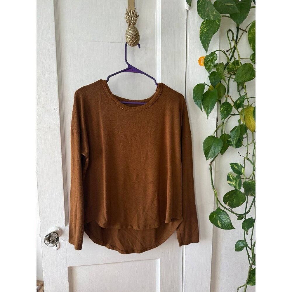 Time & Tru women’s size medium brown, long sleeve top
